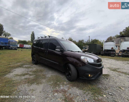 Красный Фиат Добло, объемом двигателя 1.6 л и пробегом 220 тыс. км за 10500 $, фото 8 на Automoto.ua