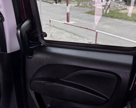 Красный Фиат Добло, объемом двигателя 1.25 л и пробегом 260 тыс. км за 8700 $, фото 24 на Automoto.ua