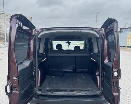 Червоний Фіат Добло, об'ємом двигуна 1.37 л та пробігом 245 тис. км за 10499 $, фото 10 на Automoto.ua