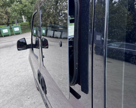 Красный Фиат Добло, объемом двигателя 1.25 л и пробегом 260 тыс. км за 8700 $, фото 4 на Automoto.ua