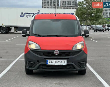 Красный Фиат Добло, объемом двигателя 1.25 л и пробегом 203 тыс. км за 6800 $, фото 2 на Automoto.ua
