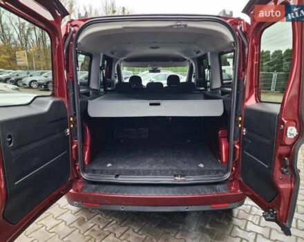 Красный Фиат Добло, объемом двигателя 1.6 л и пробегом 158 тыс. км за 11500 $, фото 11 на Automoto.ua