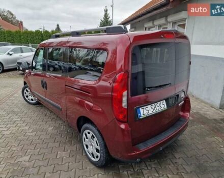 Красный Фиат Добло, объемом двигателя 1.6 л и пробегом 158 тыс. км за 11500 $, фото 4 на Automoto.ua