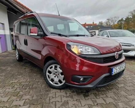Красный Фиат Добло, объемом двигателя 1.6 л и пробегом 159 тыс. км за 8600 $, фото 3 на Automoto.ua