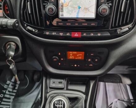 Красный Фиат Добло, объемом двигателя 1.6 л и пробегом 159 тыс. км за 8600 $, фото 22 на Automoto.ua