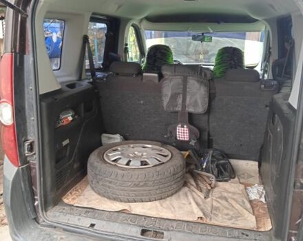 Красный Фиат Добло, объемом двигателя 0 л и пробегом 58 тыс. км за 4000 $, фото 3 на Automoto.ua