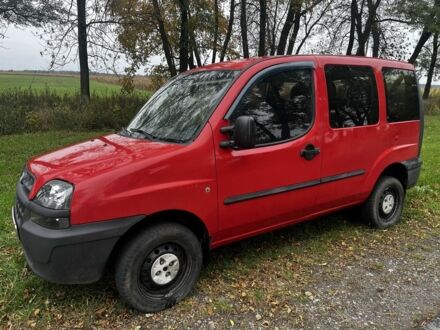 Фіат Добло 2002 у Андрушевке на Automoto.ua Червоний Фіат Добло, об'ємом двигуна 1.9 л та пробігом 300 тис. км за 3300 $, фото 1 на Automoto.ua
