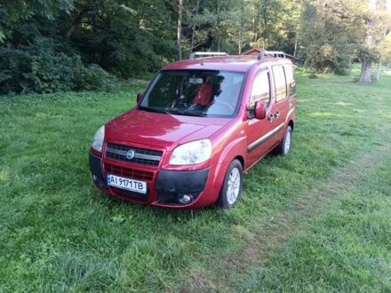 Червоний Фіат Добло, об'ємом двигуна 1.4 л та пробігом 139 тис. км за 5500 $, фото 1 на Automoto.ua
