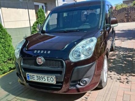 Червоний Фіат Добло, об'ємом двигуна 1.37 л та пробігом 110 тис. км за 7500 $, фото 1 на Automoto.ua