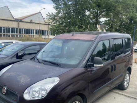Червоний Фіат Добло, об'ємом двигуна 1.3 л та пробігом 127 тис. км за 7700 $, фото 1 на Automoto.ua