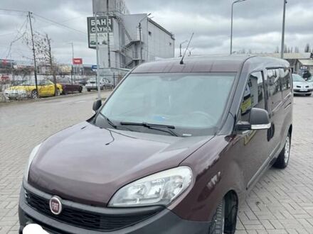 Фиат Добло 2016 в Киеве на Automoto.ua Красный Фиат Добло, объемом двигателя 1.37 л и пробегом 245 тыс. км за 10499 $, фото 1 на Automoto.ua
