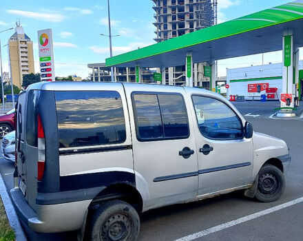 Фіат Добло, об'ємом двигуна 1.3 л та пробігом 77 тис. км за 1300 $, фото 2 на Automoto.ua