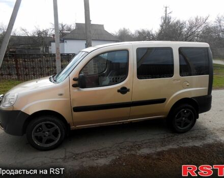 Фиат Добло, объемом двигателя 14 л и пробегом 300 тыс. км за 4500 $, фото 4 на Automoto.ua