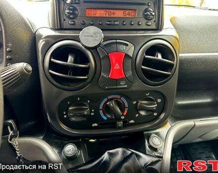Фіат Добло, об'ємом двигуна 1.9 л та пробігом 187 тис. км за 6500 $, фото 7 на Automoto.ua