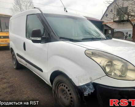 Фиат Добло, объемом двигателя 1.3 л и пробегом 268 тыс. км за 3000 $, фото 2 на Automoto.ua