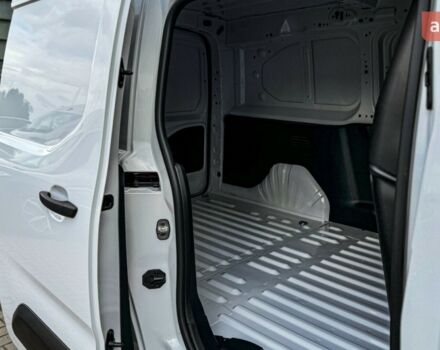 купить новое авто Фиат Добло 2025 года от официального дилера Автомир Hyundai, Nissan, Fiat Фиат фото