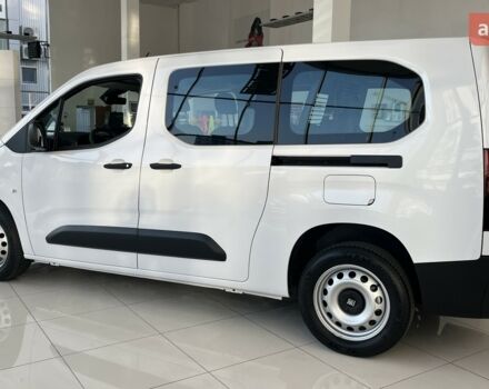 Фиат Добло, объемом двигателя 1.5 л и пробегом 0 тыс. км за 26776 $, фото 5 на Automoto.ua