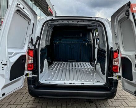 купить новое авто Фиат Добло 2025 года от официального дилера Автомир Hyundai, Nissan, Fiat Фиат фото