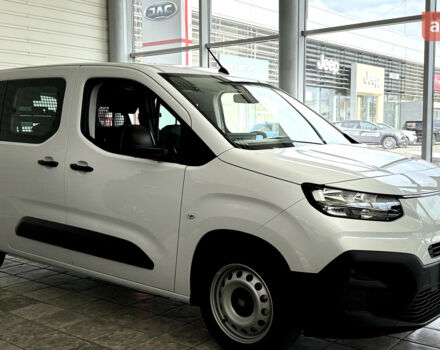 Фіат Добло, об'ємом двигуна 1.5 л та пробігом 0 тис. км за 27931 $, фото 4 на Automoto.ua