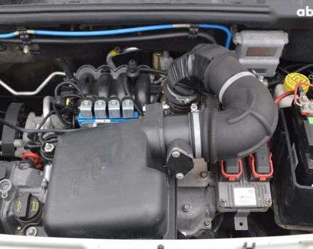 Фиат Добло, объемом двигателя 0 л и пробегом 306 тыс. км за 4750 $, фото 7 на Automoto.ua