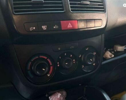 Фиат Добло, объемом двигателя 1.6 л и пробегом 465 тыс. км за 5999 $, фото 15 на Automoto.ua