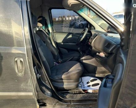 Фиат Добло, объемом двигателя 1.6 л и пробегом 8 тыс. км за 6700 $, фото 17 на Automoto.ua