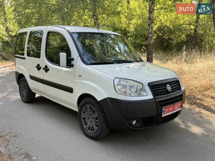 Фиат Добло, объемом двигателя 1.3 л и пробегом 270 тыс. км за 4400 $, фото 1 на Automoto.ua