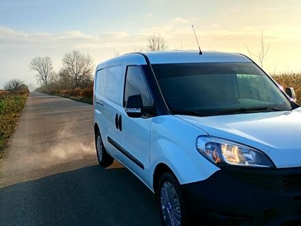 Фиат Добло, объемом двигателя 1.4 л и пробегом 350 тыс. км за 5000 $, фото 1 на Automoto.ua