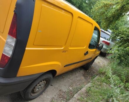Жовтий Фіат Добло, об'ємом двигуна 1.2 л та пробігом 200 тис. км за 2000 $, фото 2 на Automoto.ua
