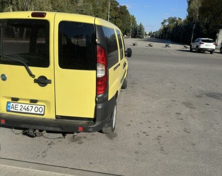 Желтый Фиат Добло, объемом двигателя 1.2 л и пробегом 223 тыс. км за 4150 $, фото 3 на Automoto.ua