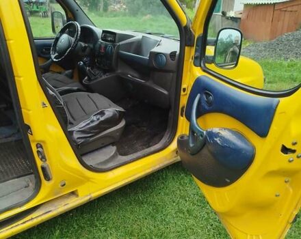 Желтый Фиат Добло, объемом двигателя 1.91 л и пробегом 322 тыс. км за 3100 $, фото 4 на Automoto.ua