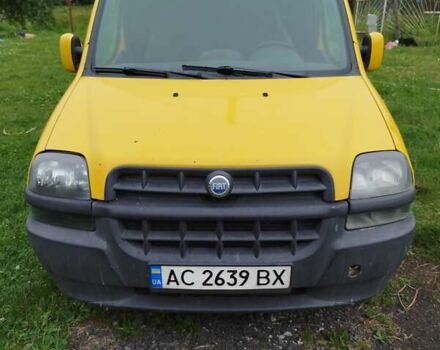 Желтый Фиат Добло, объемом двигателя 1.91 л и пробегом 322 тыс. км за 3100 $, фото 5 на Automoto.ua