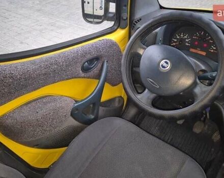 Жовтий Фіат Добло, об'ємом двигуна 1.9 л та пробігом 240 тис. км за 3200 $, фото 4 на Automoto.ua