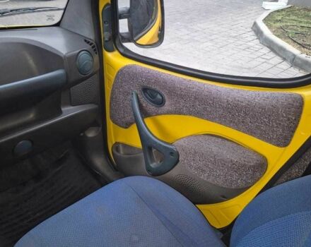 Жовтий Фіат Добло, об'ємом двигуна 0 л та пробігом 240 тис. км за 3200 $, фото 6 на Automoto.ua