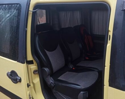Желтый Фиат Добло, объемом двигателя 1.9 л и пробегом 363 тыс. км за 3400 $, фото 7 на Automoto.ua