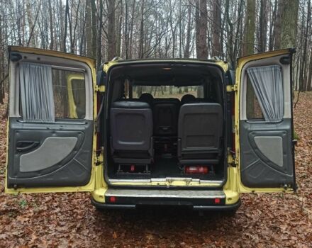 Желтый Фиат Добло, объемом двигателя 1.9 л и пробегом 363 тыс. км за 3400 $, фото 11 на Automoto.ua