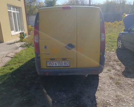 Желтый Фиат Добло, объемом двигателя 1.3 л и пробегом 308 тыс. км за 3100 $, фото 2 на Automoto.ua