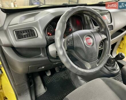 Жовтий Фіат Добло, об'ємом двигуна 1.25 л та пробігом 301 тис. км за 5099 $, фото 20 на Automoto.ua