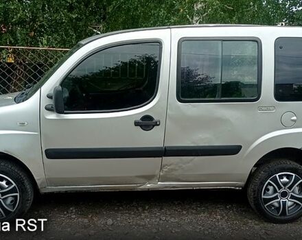 Серый Фиат Добло, объемом двигателя 1.4 л и пробегом 260 тыс. км за 2700 $, фото 3 на Automoto.ua