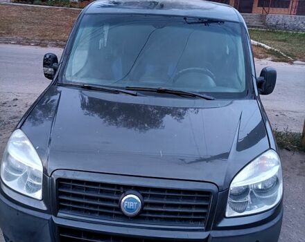 Серый Фиат Добло, объемом двигателя 1.2 л и пробегом 0 тыс. км за 3900 $, фото 1 на Automoto.ua