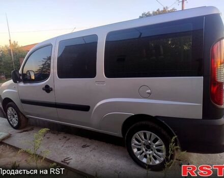 Серый Фиат Добло, объемом двигателя 1.9 л и пробегом 399 тыс. км за 6500 $, фото 1 на Automoto.ua