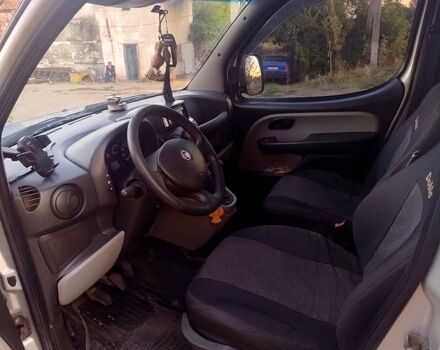 Серый Фиат Добло, объемом двигателя 1.9 л и пробегом 399 тыс. км за 6500 $, фото 7 на Automoto.ua