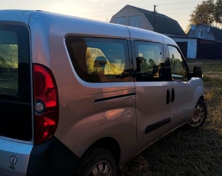 Серый Фиат Добло, объемом двигателя 1.6 л и пробегом 112 тыс. км за 7800 $, фото 2 на Automoto.ua