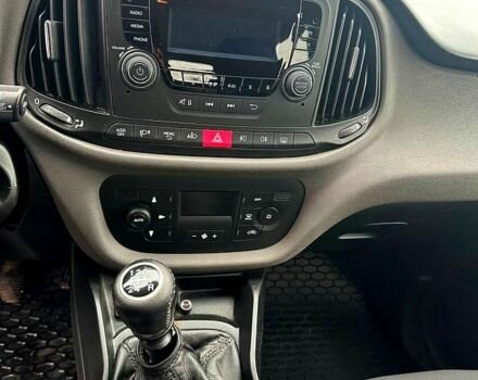 Серый Фиат Добло, объемом двигателя 1.4 л и пробегом 80 тыс. км за 16900 $, фото 7 на Automoto.ua