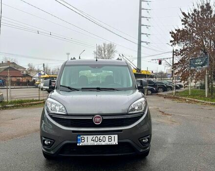 Серый Фиат Добло, объемом двигателя 1.4 л и пробегом 80 тыс. км за 16900 $, фото 4 на Automoto.ua