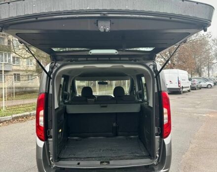 Серый Фиат Добло, объемом двигателя 1.4 л и пробегом 80 тыс. км за 16500 $, фото 3 на Automoto.ua