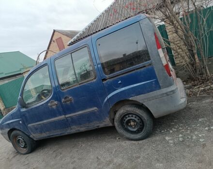 Серый Фиат Добло, объемом двигателя 9 л и пробегом 370 тыс. км за 2200 $, фото 1 на Automoto.ua