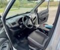 Серый Фиат Добло, объемом двигателя 1.6 л и пробегом 260 тыс. км за 5500 $, фото 4 на Automoto.ua