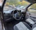 Серый Фиат Добло, объемом двигателя 1.2 л и пробегом 200 тыс. км за 1650 $, фото 3 на Automoto.ua