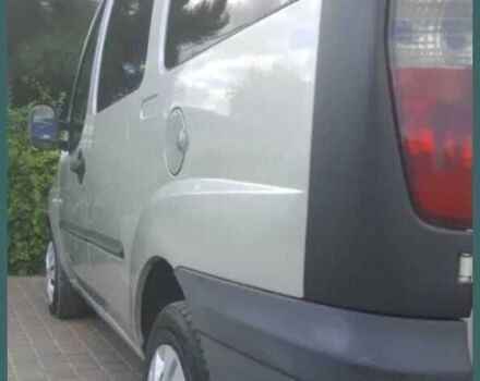 Серый Фиат Добло, объемом двигателя 1.9 л и пробегом 276 тыс. км за 3000 $, фото 3 на Automoto.ua